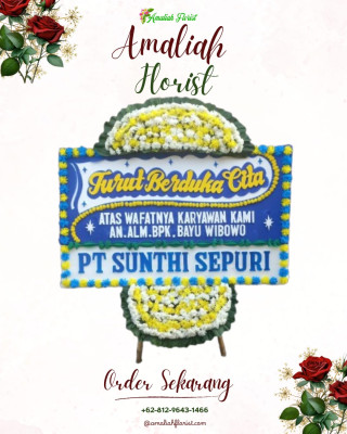 Papan Bunga Duka di Pantai Amal